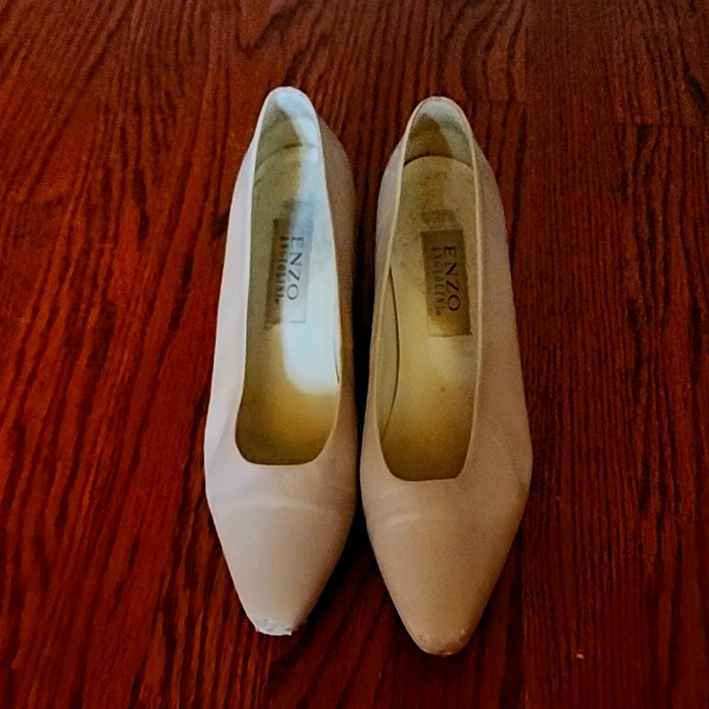 Enzo Angiolini Tan Leather Pumps